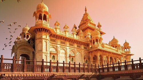 Affordable Rajasthan Tour Package for Families, Couples & Groups